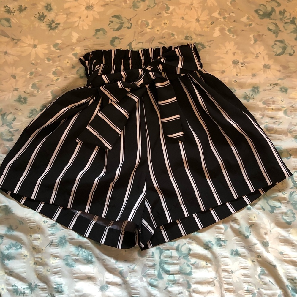 Black and white stripped tie shorts